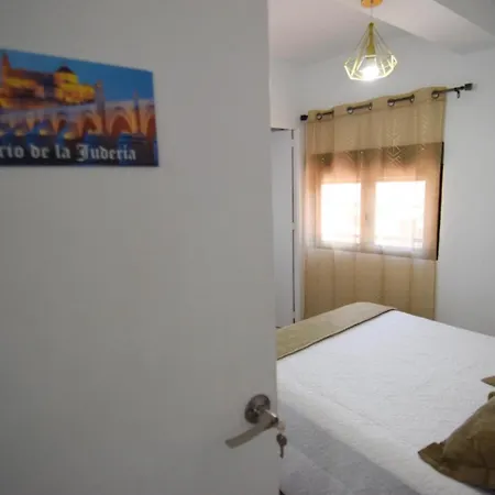 Atico Aguayos Con Parking Gratis * Córdoba